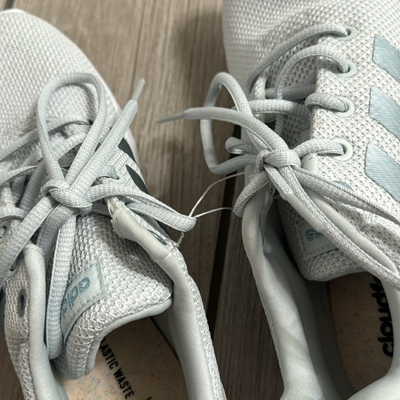 Adidas cloud foam shoes - Picture 3 of 5